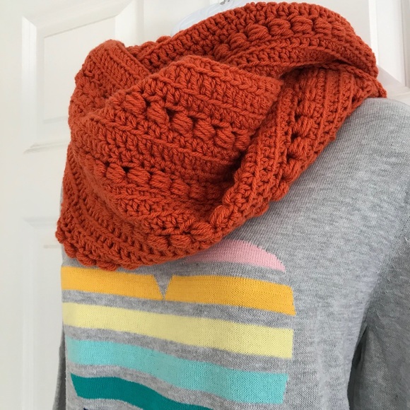 Infinity scarf🧣🥶 - Picture 3 of 11